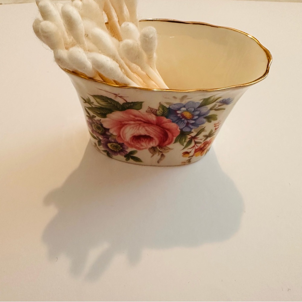 Aynsley | Decor | Pink Blue Floral Sugar Packet/Cotton Swab Holder - Picture 5 of 10